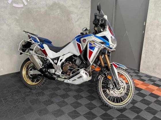 HONDA CRF 1100L AFRICA TWIN ADVENTURE SPORTS ES DCT HONDA CRF 1100L AFRICA TWIN ADVENTURE SPORTS ES DCT